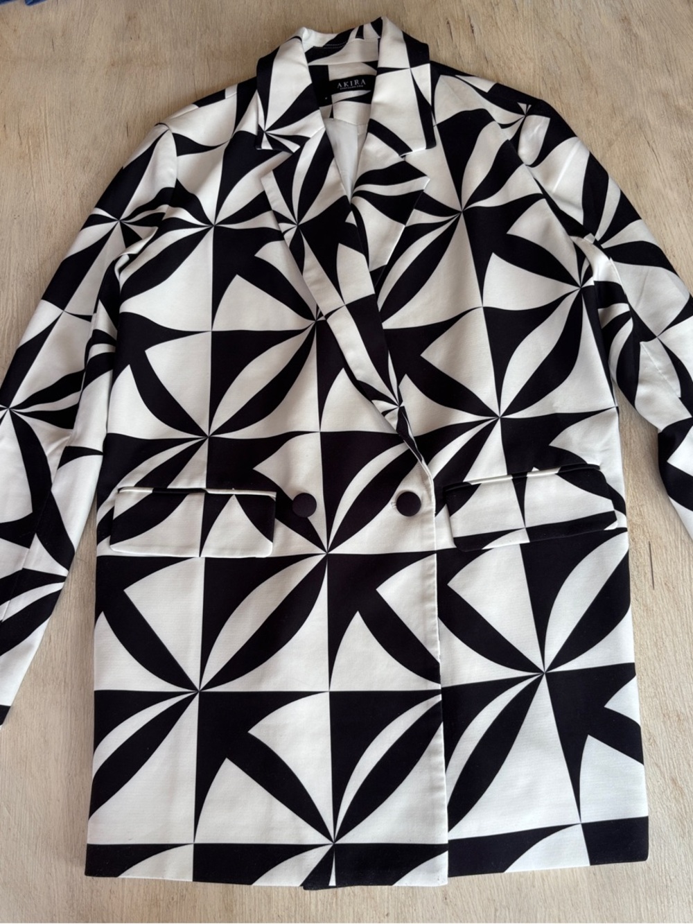 AKIRA Black and White Geometric Long Sleeve Blazer Dress
